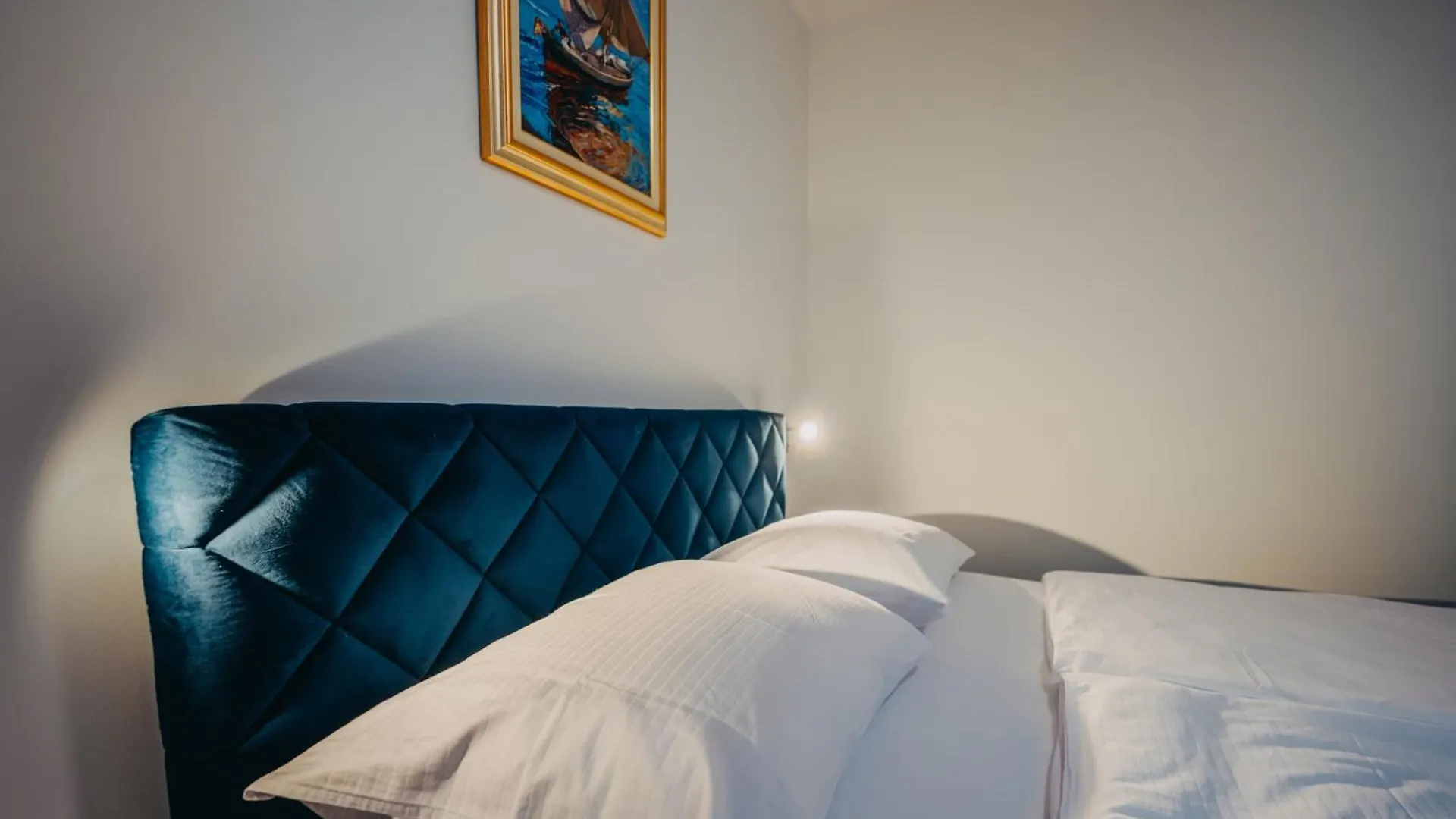 Tramontana Iz Apartamento Veli Iž