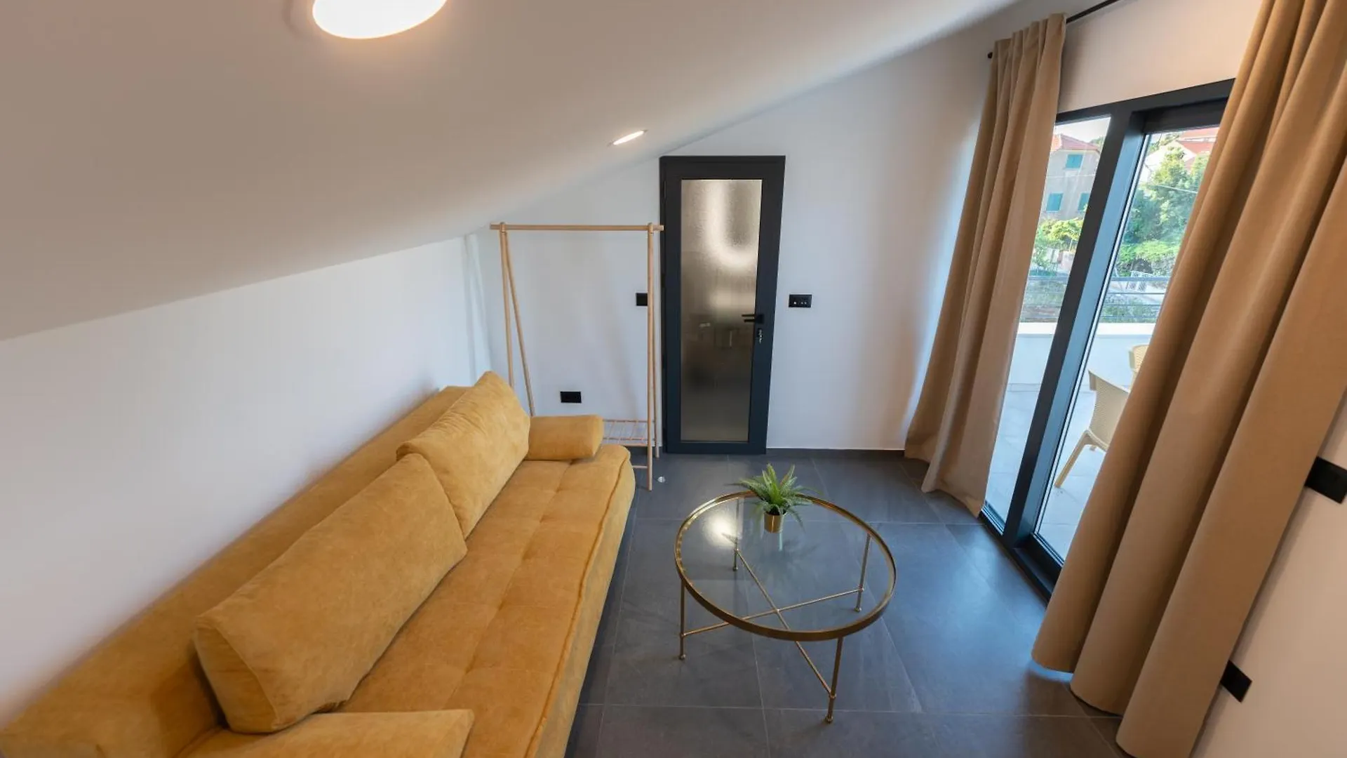 Tramontana Iz Apartamento Veli Iž