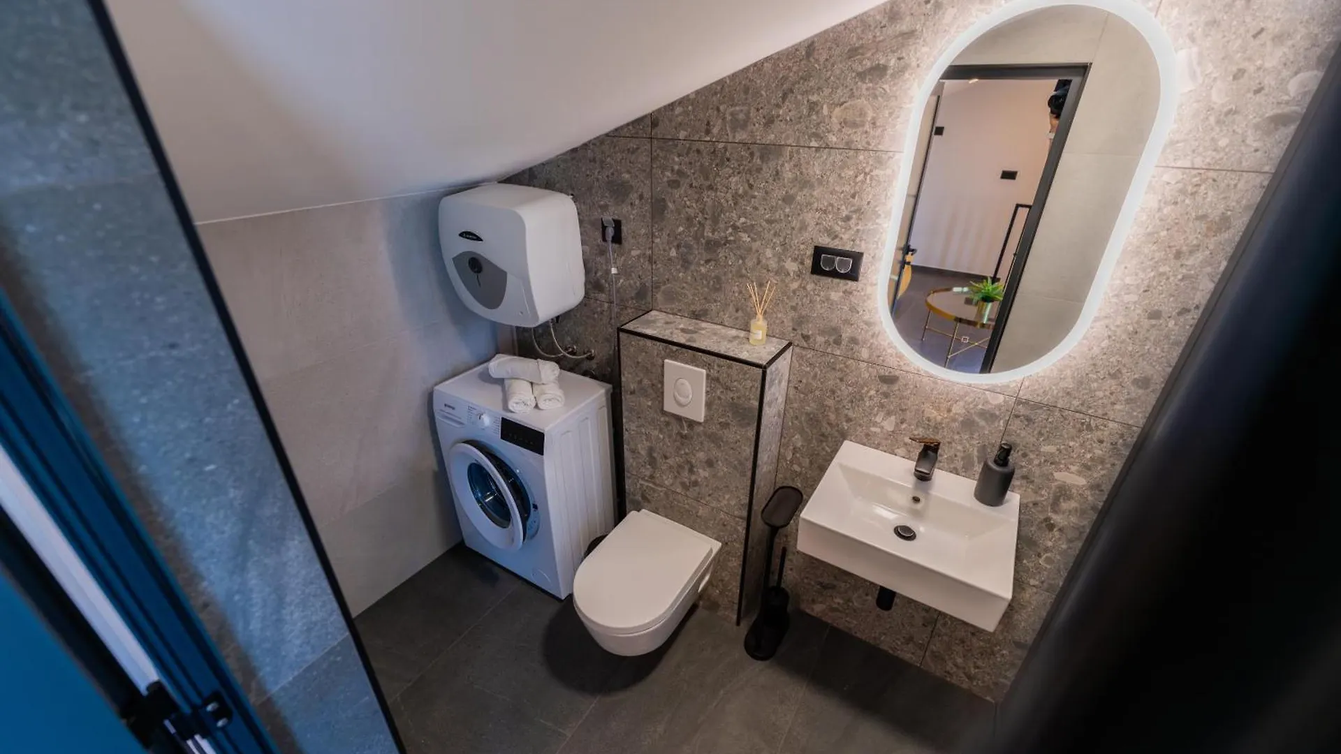Tramontana Iz Apartamento Veli Iž